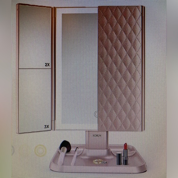 New in box HORM 3 color lighting make up mirror - Picture 3 of 6